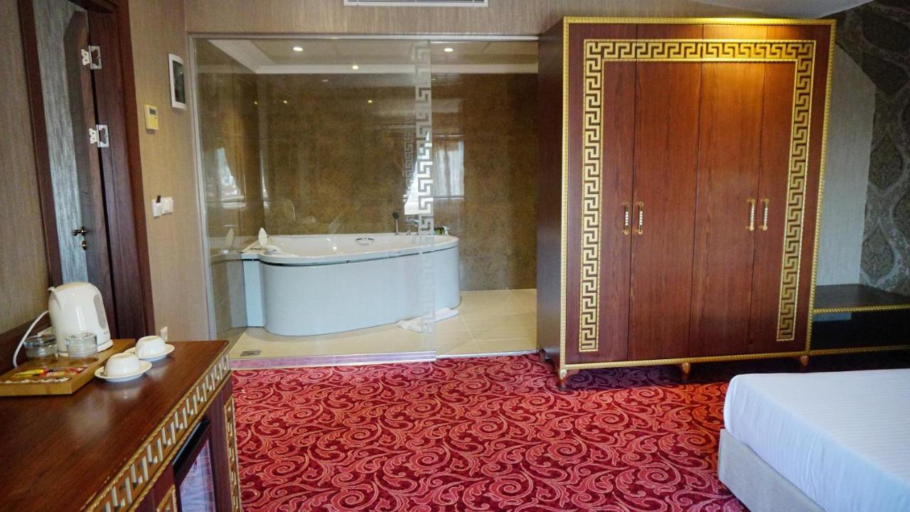 Vois Hotel Atasehir & Spa Istambul Exterior foto