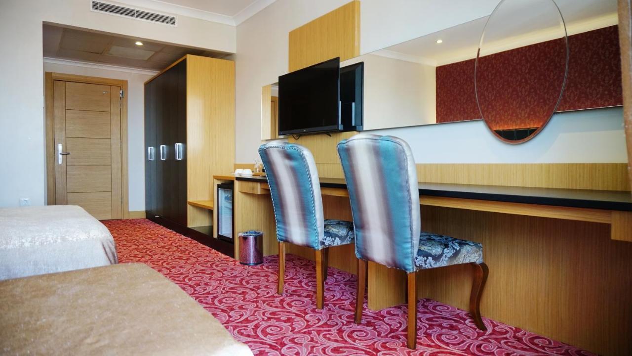 Vois Hotel Atasehir & Spa Istambul Exterior foto